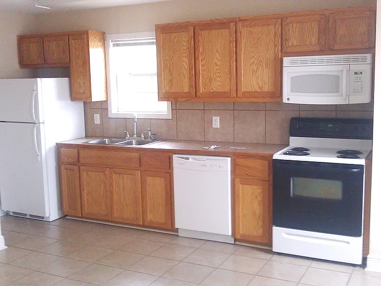 3612 W 7th St #1 — Photo 7