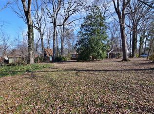 3406 Deep Green Dr, Greensboro, NC 27410