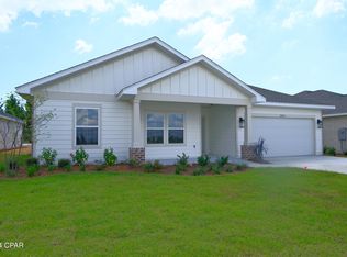 3824 Red Deer Cir, Panama City, FL 32404