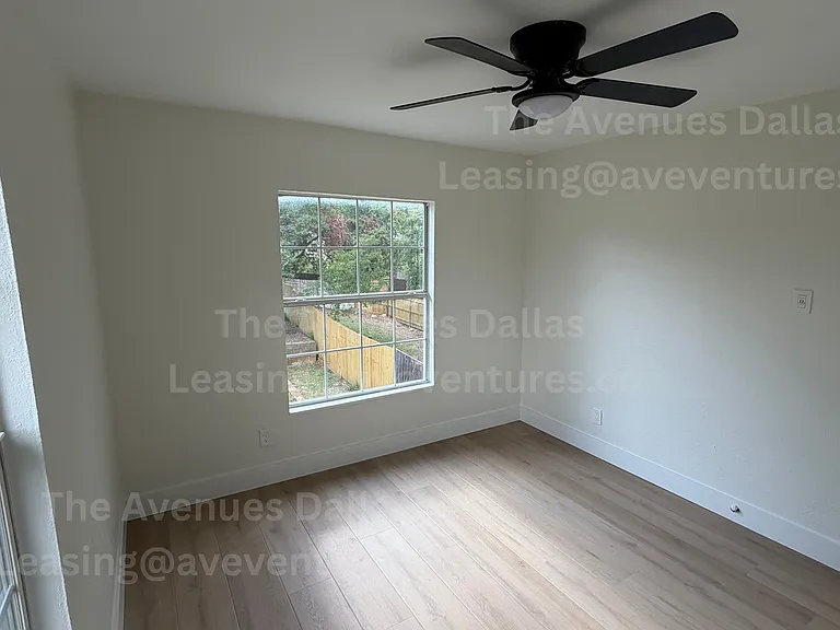 305 N Oak Cliff Blvd #305 — Photo 9