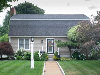 65 Acorn St, New Bedford, MA, 02740