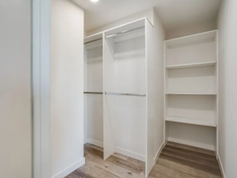 1101 S Bedford St — Photo 13