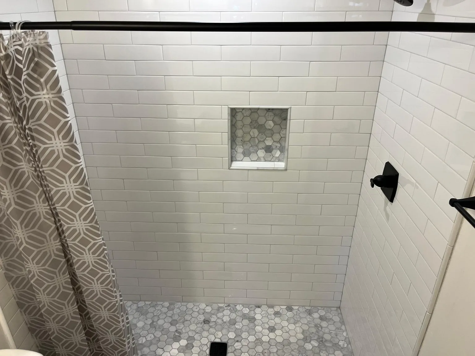 210 Madre St — Photo 4