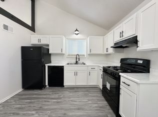 Kingsridge East Apartments, Blue Springs, MO 64015