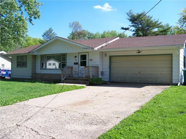 804 Vine St, Dallas Center, IA 50063