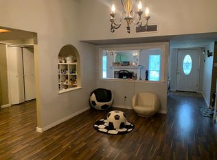 2027 Warberry Rd, Carrollton, TX 75007