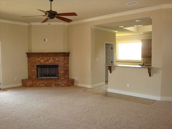 5th image of 10606 Utica Ave