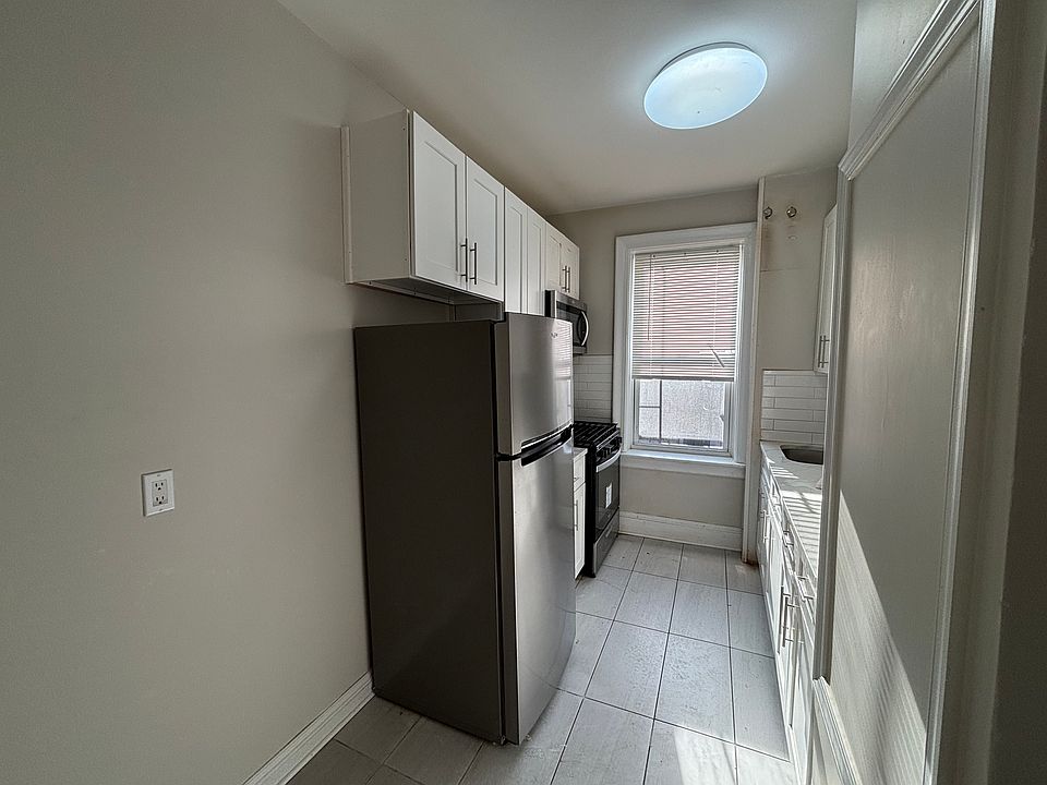 1st image of 5008 Palisade Ave #5B