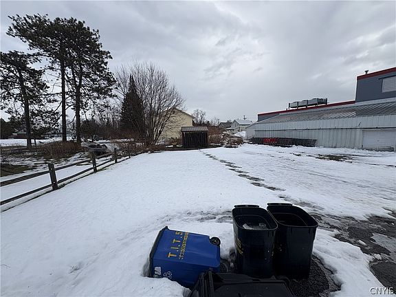 4th image of 24 McKean St