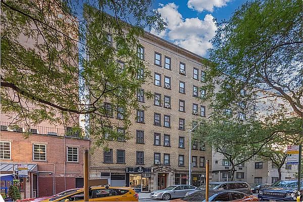 1st image of 203 E 27th St #4N