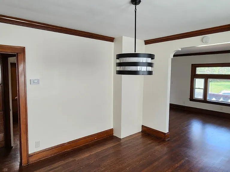 10705 Saint Mark Ave — Photo 16