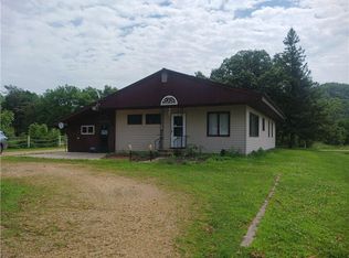 S1131 Knabe Road, Nelson, WI 54756