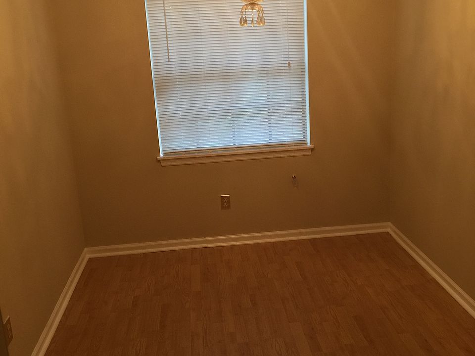 2nd image of 3401 Thresher Dr