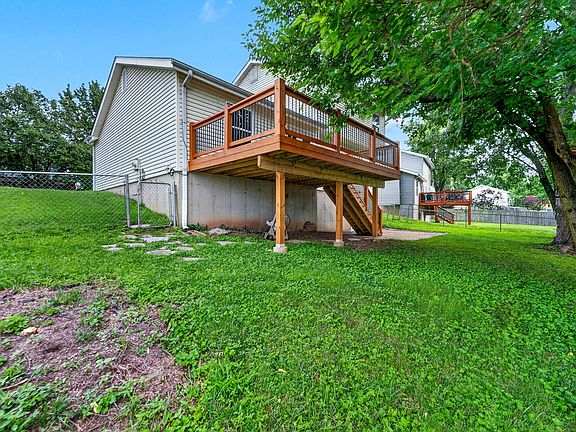 5th image of 591 Summit Hills Dr