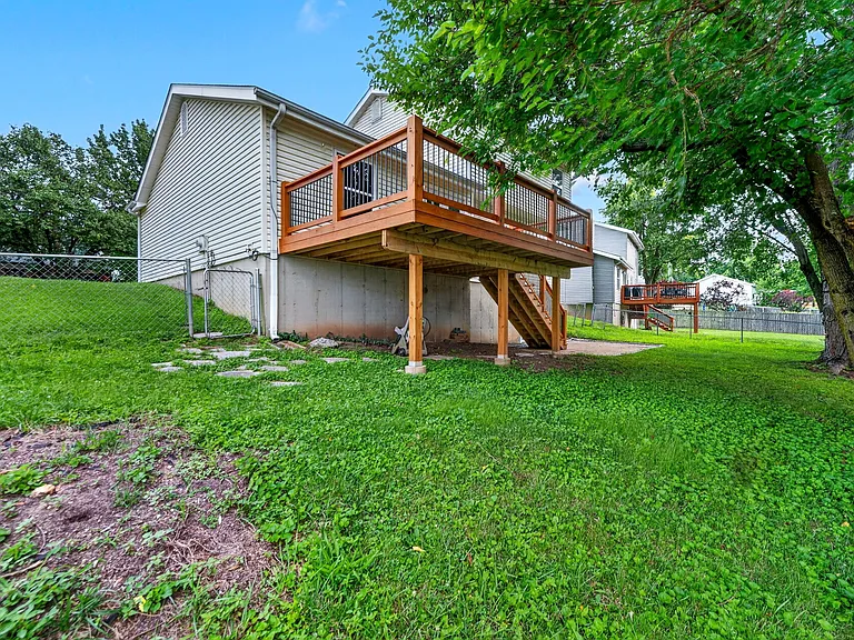 591 Summit Hills Dr — Photo 5