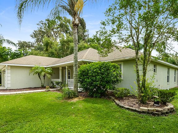 3rd image of 708 Haven Oak Ct