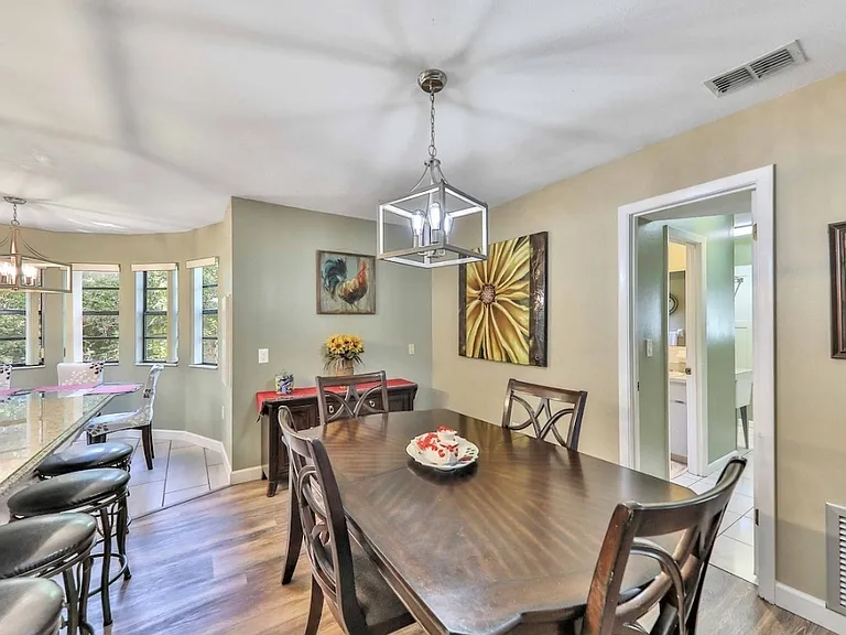 1371 Talbott Cir — Photo 23