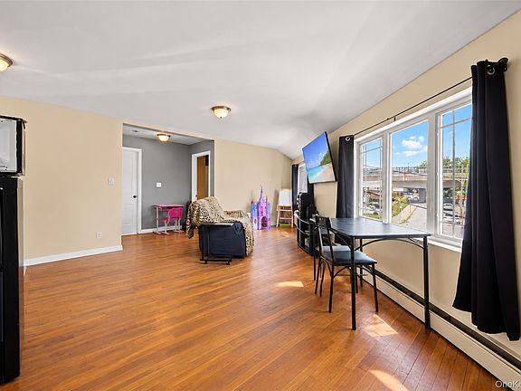 2nd image of 577 Aztec Place