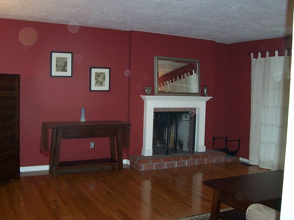 2nd image of 16806 SE Haig St