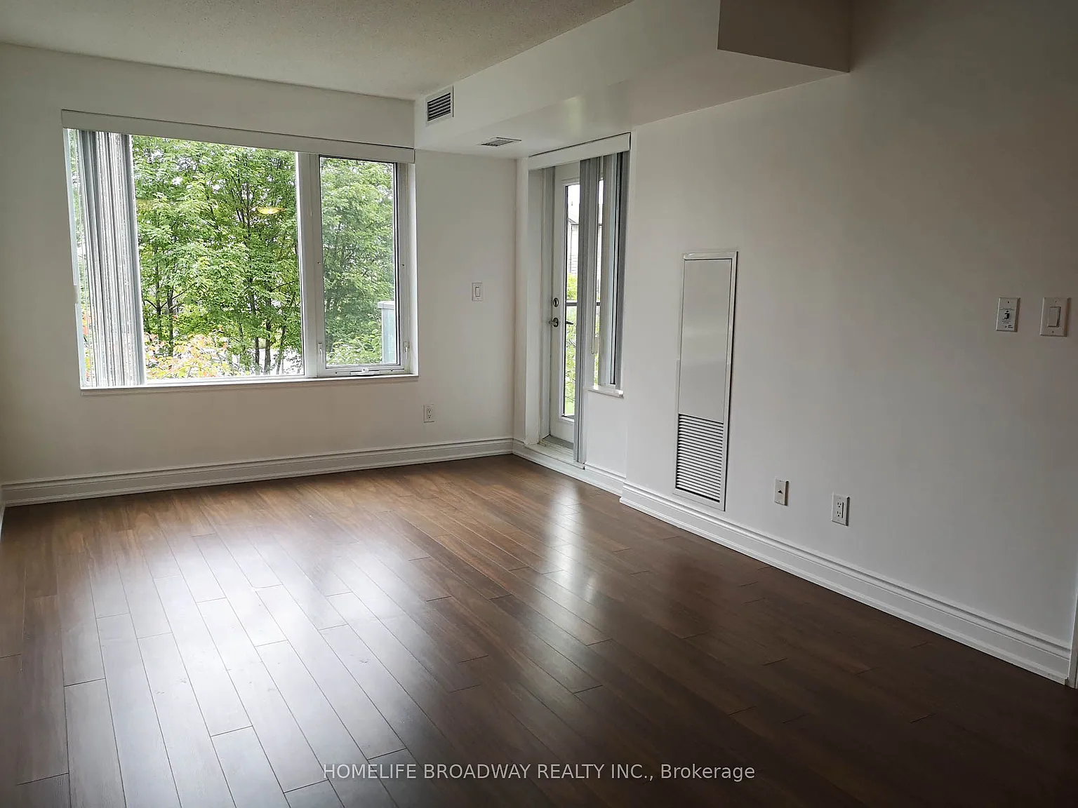 2 bed, $2,350 — Photo 4