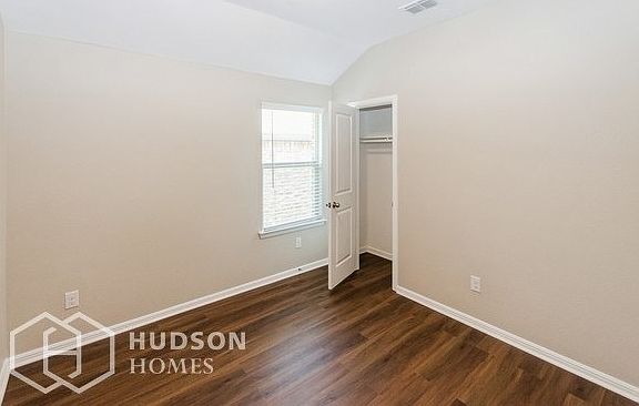 4th image of 9824 Huntersville Trl