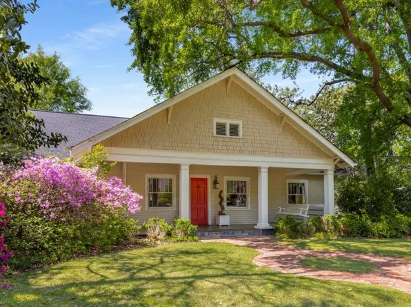 2600 Winslow Dr NE, Atlanta, GA 30305