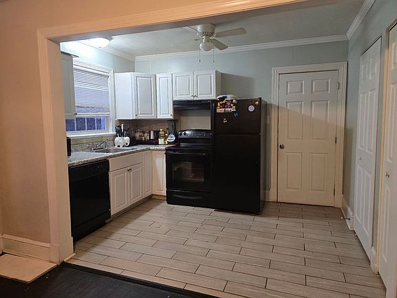 4th image of 3077 Lawson St