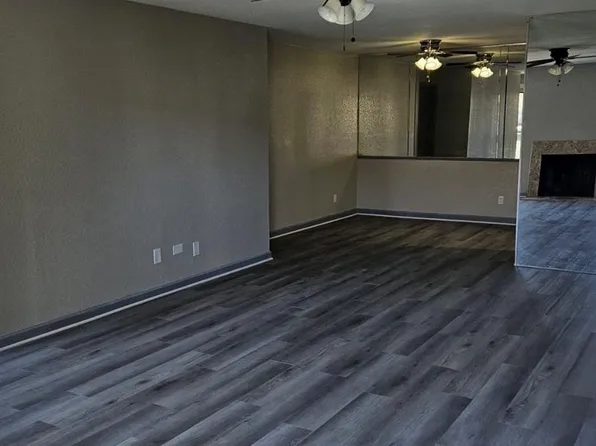 9700 Leawood Blvd APT 1102, Houston, TX 77099