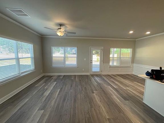 3rd image of 5636 Rockfern Dr #18