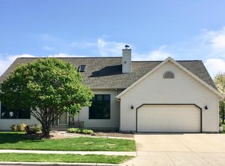 205 Huenink Ave, Cedar Grove, WI 53013