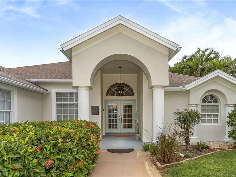 1537 Vintage Ln — Photo 8