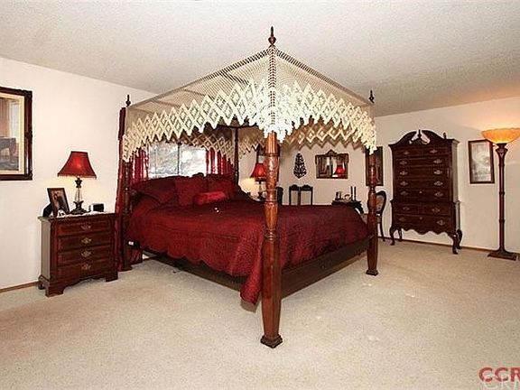 4th image of 2186 Lake Marie Dr