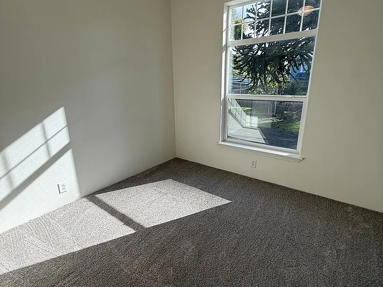 63626 S Barview Rd — Photo 27