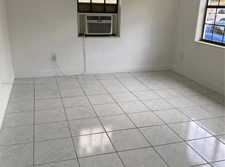 900 NW 103rd St #900, Miami, FL 33150