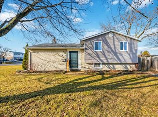 1178 Overlea Cres, Sarnia, ON N7S 4E7