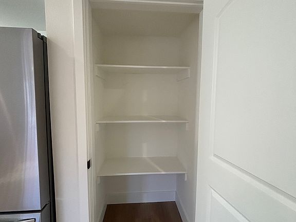 4th image of 1818 Montana St #1818