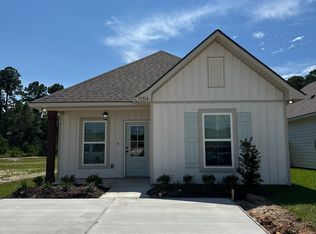 71516 Spike Dr, Madisonville, LA 70447