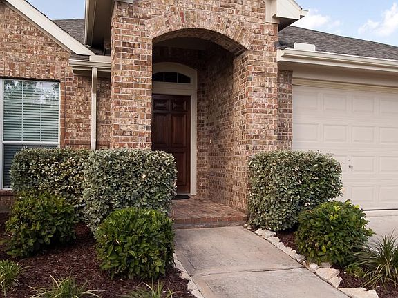 2nd image of 7038 Cornflower Ln