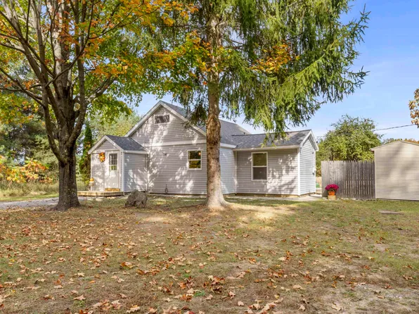 8478 Love Rd, Benzonia, MI 49616