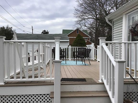 2nd image of 142 Waverly Ave