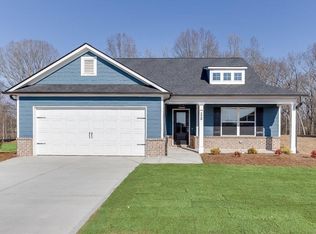 228 Franklin Hills Dr, Carnesville, GA 30521