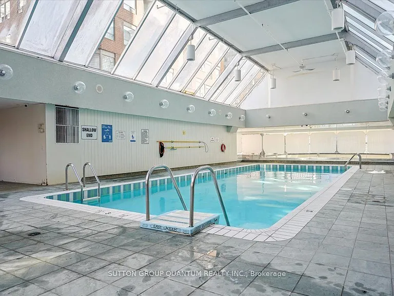 335 Webb Dr #Penthouse 106 — Photo 45