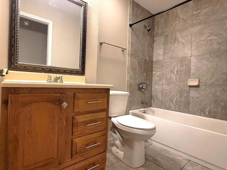 622 Green Meadow Ave — Photo 13