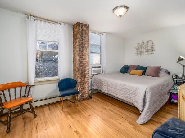 225 Pine Street image 7 of 11