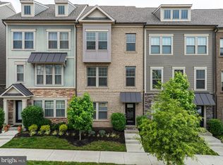 1036 Cantina Ter SE, Leesburg, VA 20175