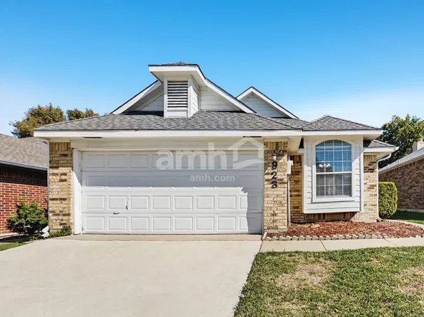 923 Plantation Dr, Lewisville, TX 75067