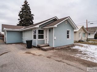 136 W Elm St, Shelley, ID 83274