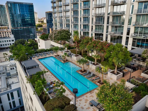 360 Nueces St APT 1805, Austin, TX 78701