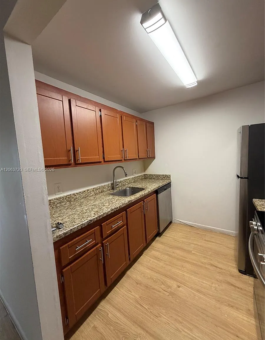 New Hampton At Century Vi — Photo 4