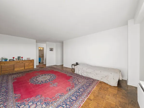 7855 Blvd East image 15 of 26